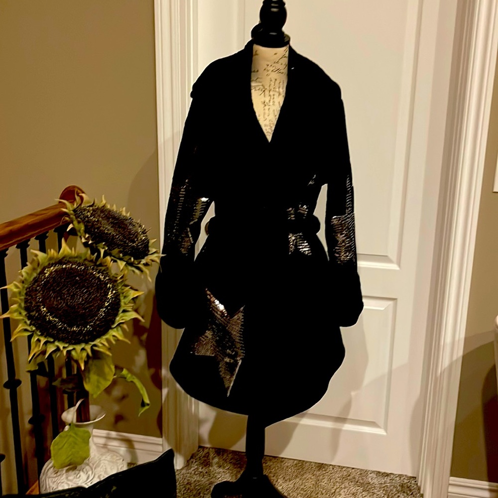 Pink / Victoria Secret black cozy robe